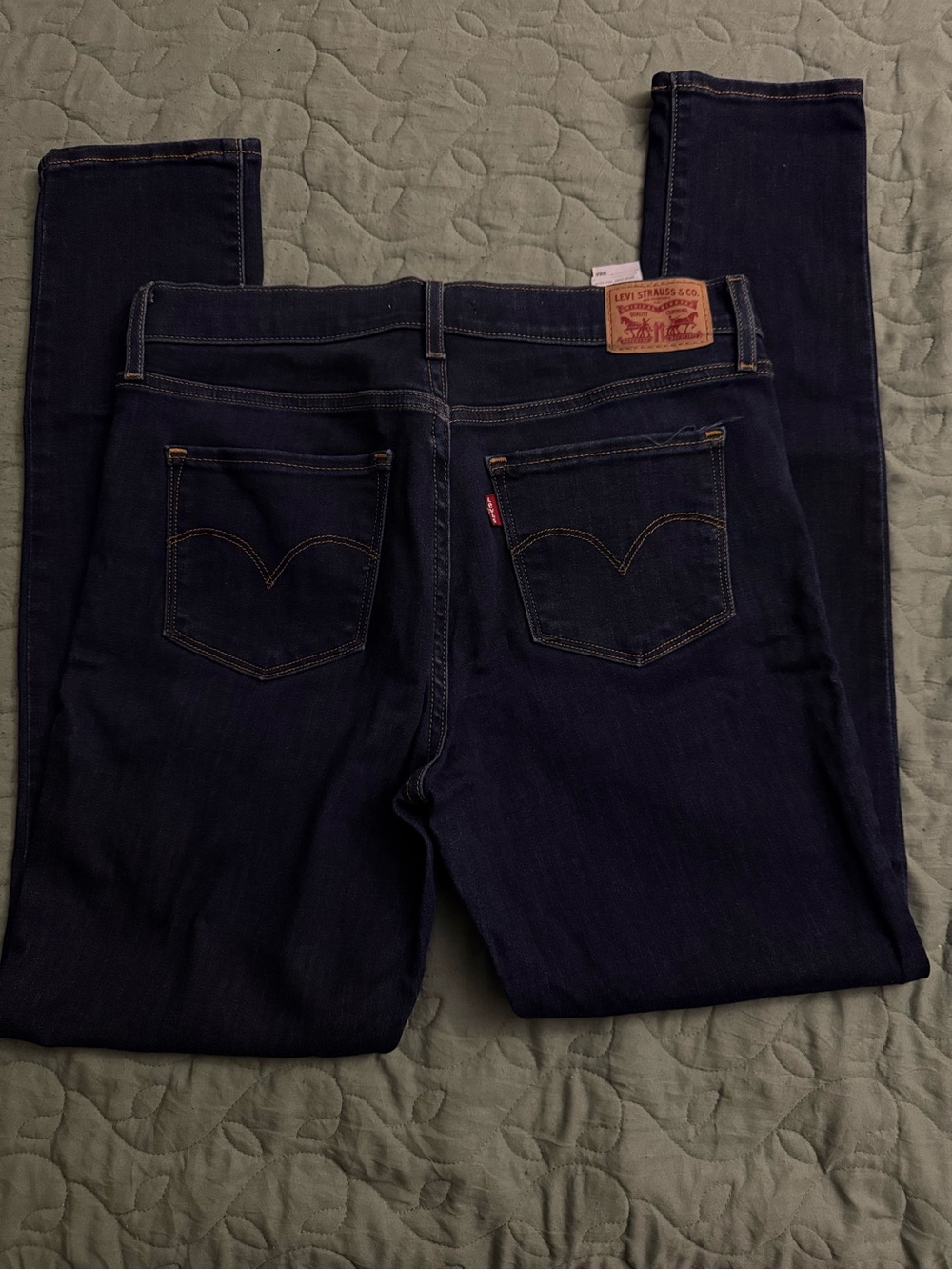Levi's Women's Deep Indigo Skinny Jeans